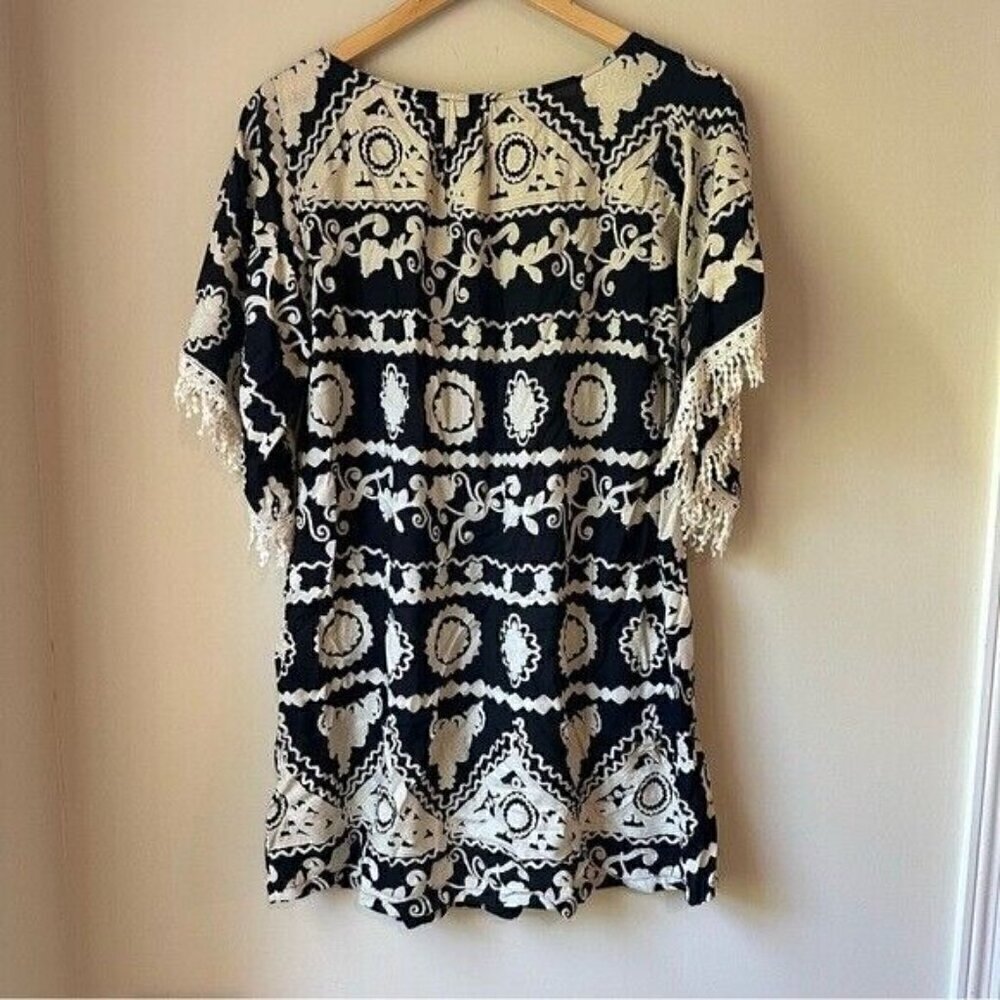 Umgee Black & Cream Print Scoop Neck Short Sleeve Tunic Top Size Medium